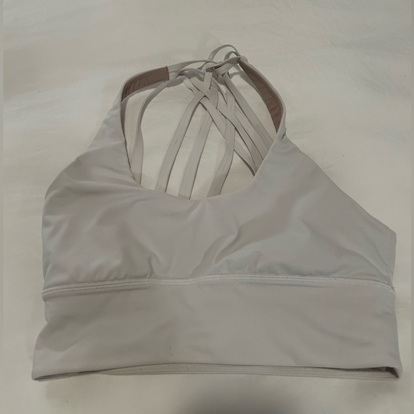 Lululemon long line bra in white- Size 6 - Picture 4 of 5